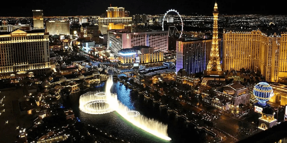 Strip leads fall as Nevada gaming revenue decreases once more in March.